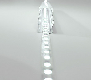 FITA LED TASCHIBRA PRO 7,2W 90 LEDS/M 5M 12V COM FONTE AUTOVOLT IP20