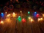 CORDÃO LUMINOSO TASCHIBRA 80 LEDS FESTA DAS CORES PILHA 3000K