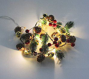 CORDÃO LUMINOSO TASCHIBRA 10 LEDS PINHAS PILHA 3000K