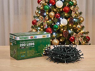 CORDÃO LUMINOSO TASCHIBRA 200 LED ESTÁTICO COM LED FLASH ISOL VD 3000K
